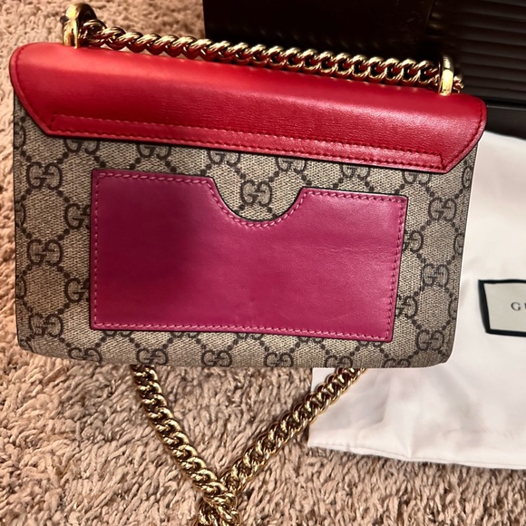 Authentic Gucci Padlock Red and Pink chain crossbody - Picture 3 of 9